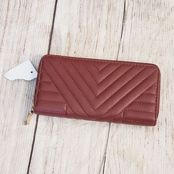 3 for $25 NWT Wallet - Picture 1 of 7